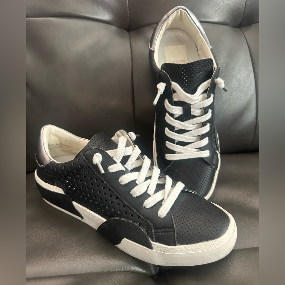 Dolce Vita Zina Shoes Women’s Size 6 Black Silver White Leather Sneakers NICE!